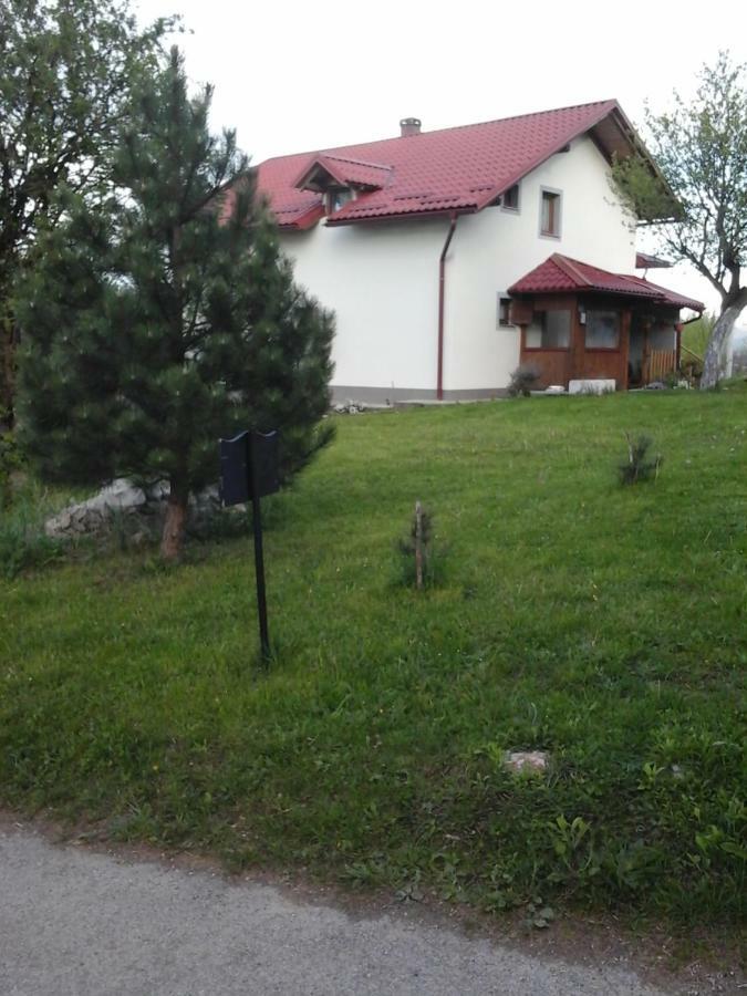 House Sara Korenica Exterior foto
