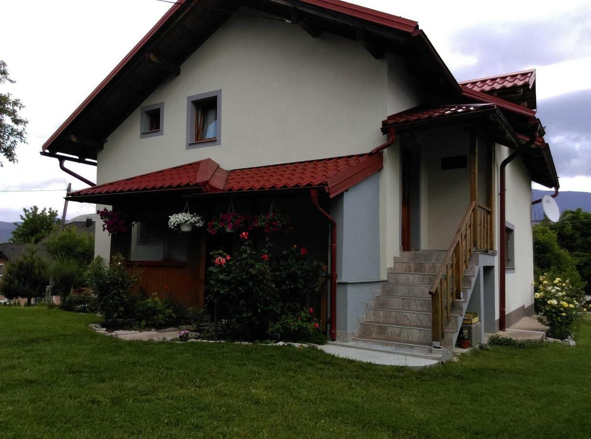 House Sara Korenica Exterior foto
